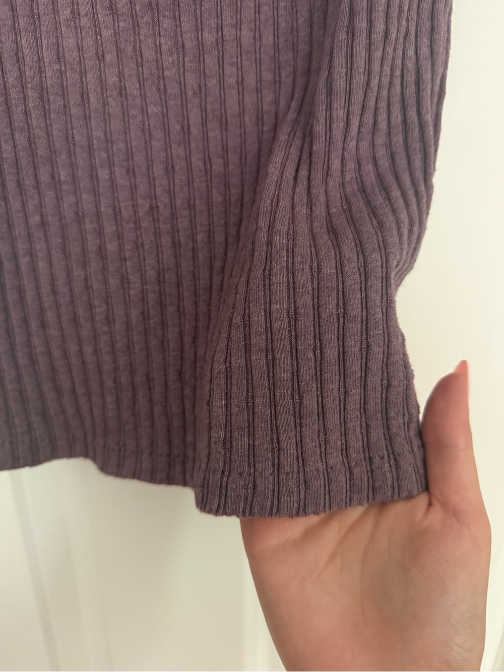 Brandy Melville Ribbed Tank - Picture 4 of 4